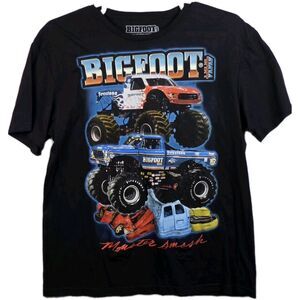 Bigfoot The Original Monster  Truck Men's Large Short Sleeve T-Shirt